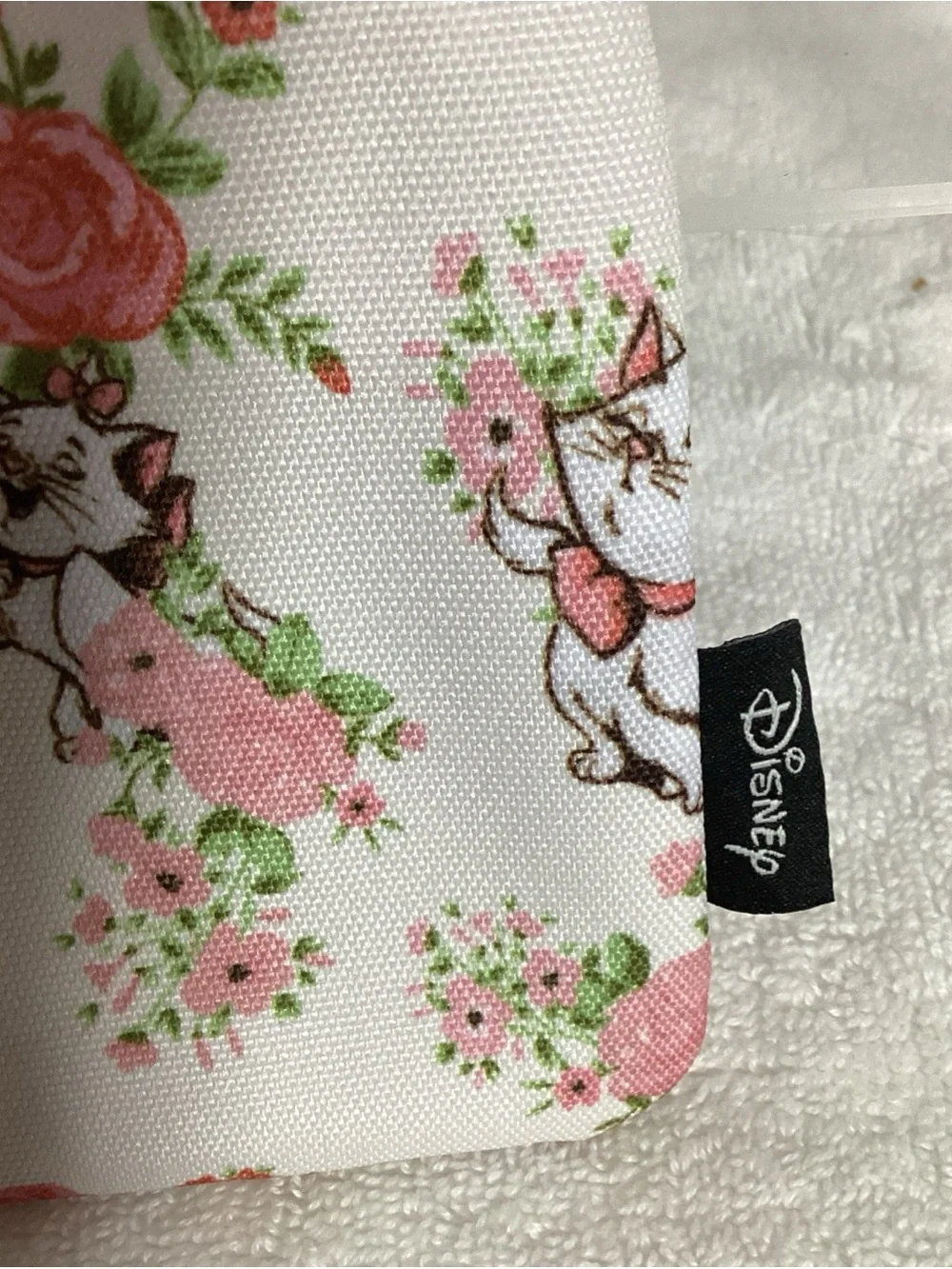 Loungefly Disney Aristocats Marie Cat Floral Zippered Cosmetic Bag Pouch NEW